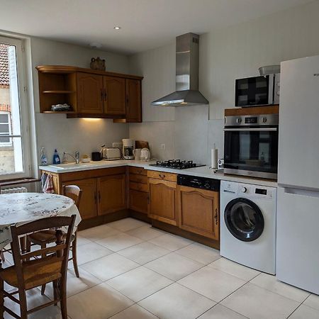 Gite Champetre A Mareau-Aux-Pres: Terrasse, Jardin, Et Confort Pour 6 Personnes - Fr-1-590-140 外观 照片